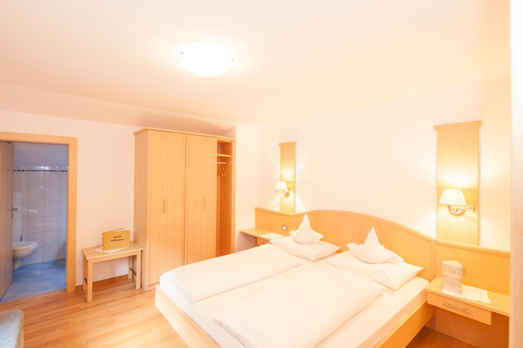Appartements Kirchtalhof Лана Екстер'єр фото