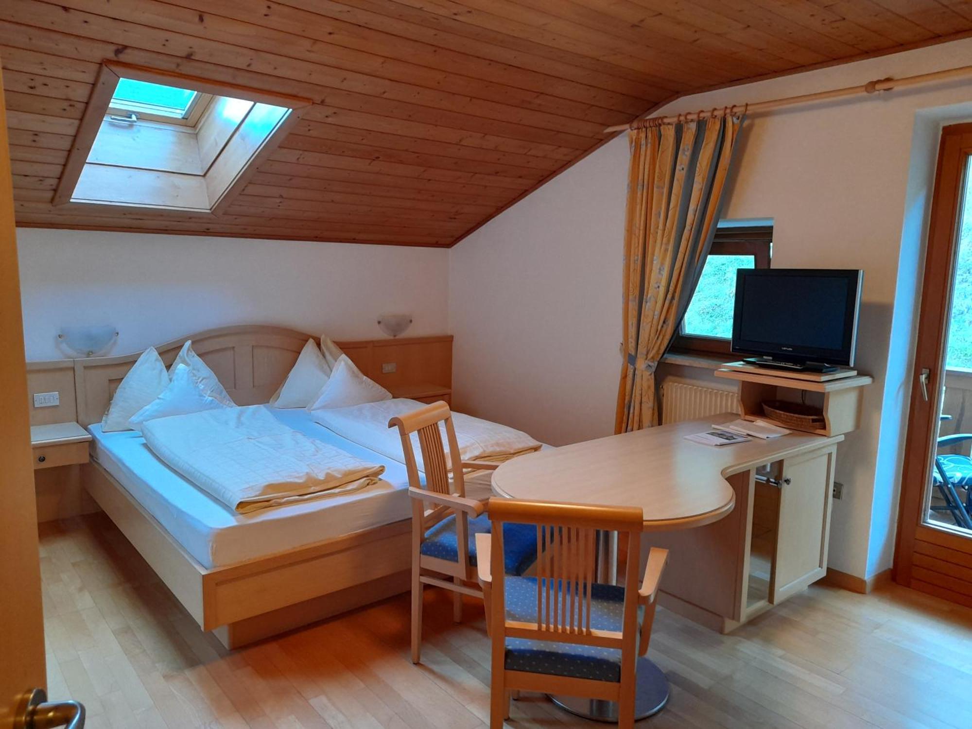 Appartements Kirchtalhof Лана Екстер'єр фото