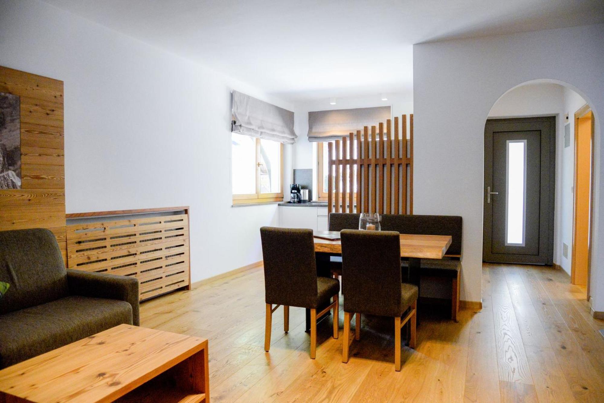 Appartements Kirchtalhof Лана Екстер'єр фото